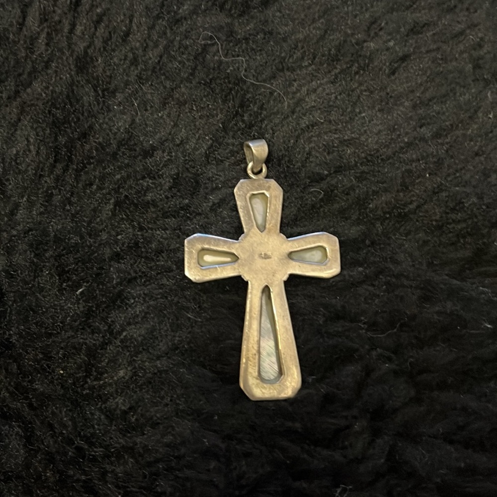 Mother of Pearl & 925 Stamped Sterling Silver Cross - Picture 5 of 17